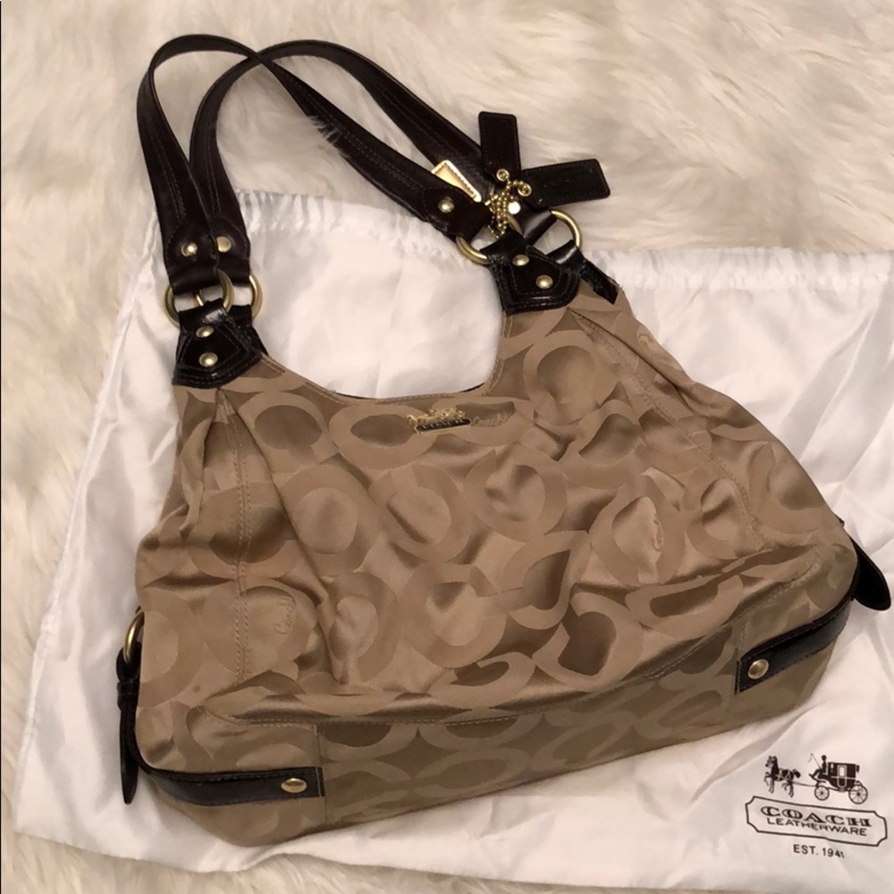 Coach purse - Picture 1 of 8